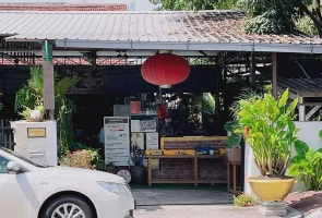 Jade Nyonya Cafe Muar 玉素咖啡馆 | Databook Malaysia