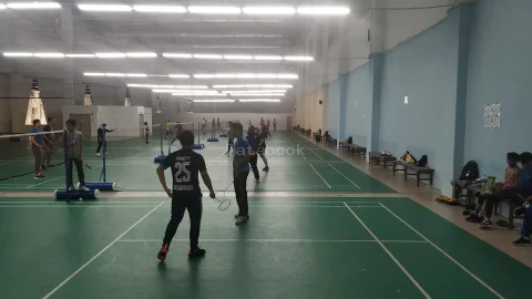 Smash 8 Badminton Court | Databook Malaysia