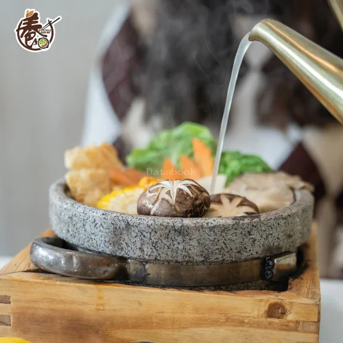 YOUNG Sanna Mee 養桑拿面 - Kota Damansara | Databook Malaysia