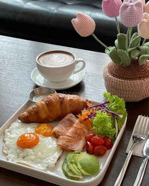 Le Maison Café | Databook Malaysia