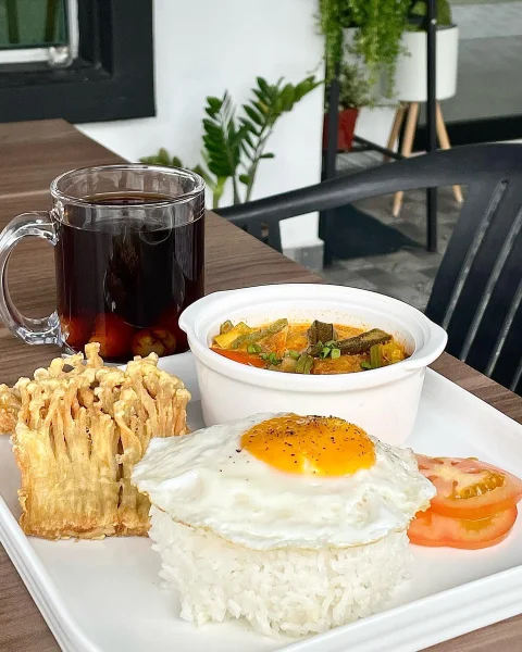 Le Maison Café | Databook Malaysia