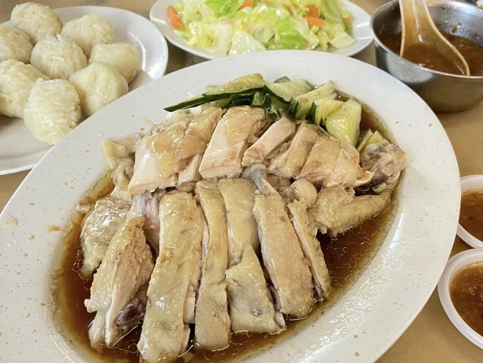 兴海南鸡饭团 Heng Hainanese Chicken Rice Balls | Databook Malaysia