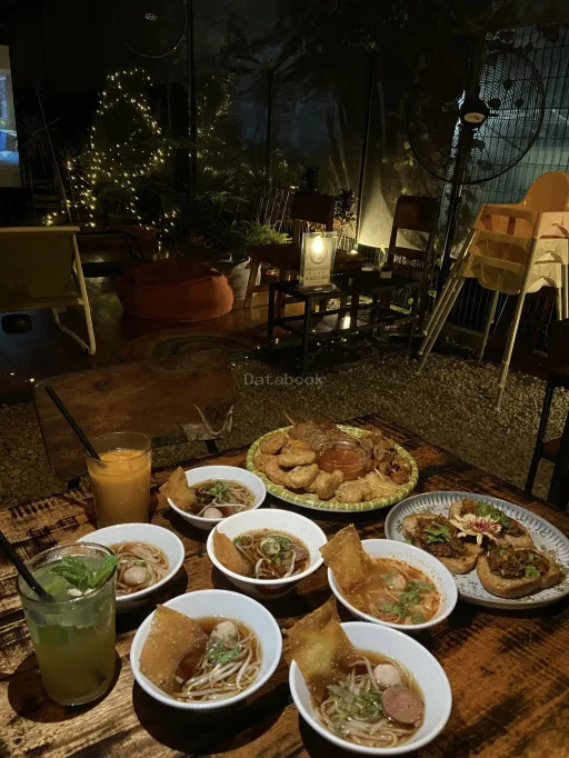 藏泰 Thai Boat Noodle Bar | Databook Malaysia