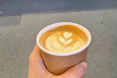 黑石头蛋糕咖啡屋 Blackstone Bakery Cafe - Jalan Stesen 1 | Databook Malaysia