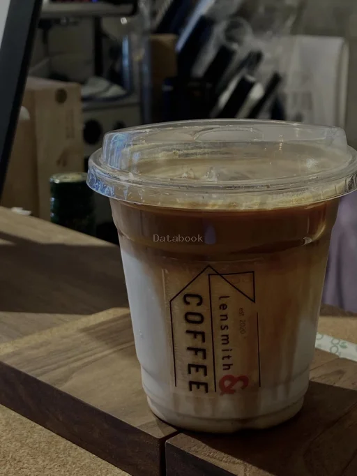 LenSmith &Coffee | Databook Malaysia