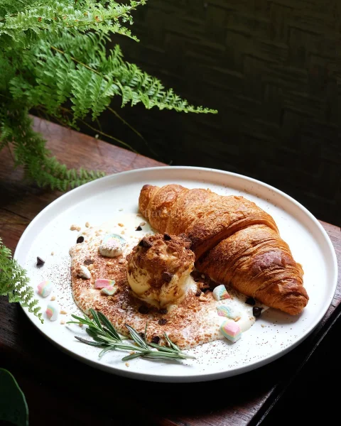 The Upper | Databook Malaysia