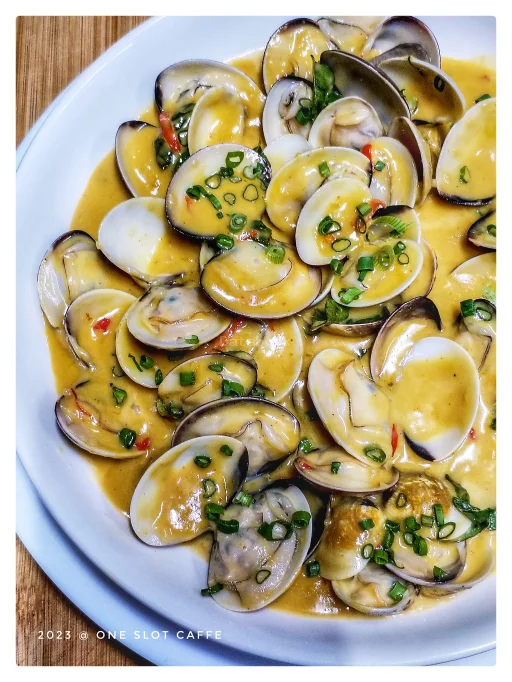 One Slot Caffe 藝閤咖啡 | Databook Malaysia