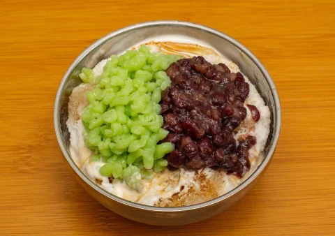 Grandma Nana | Databook Malaysia