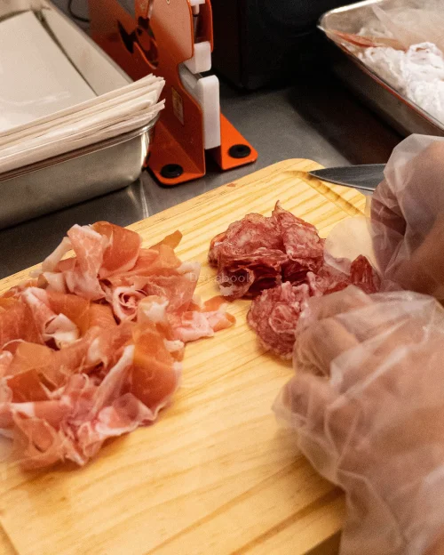 Le Deli - SS19 | Databook Malaysia