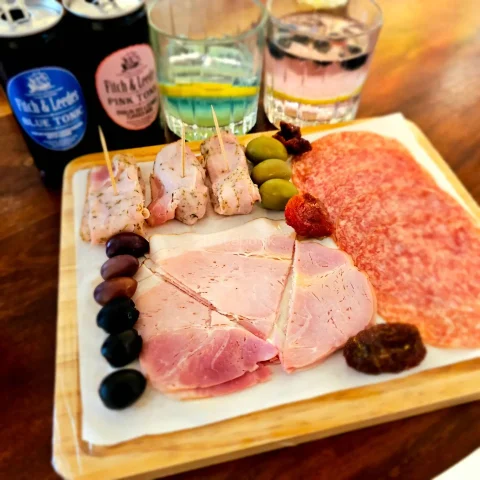 Le Deli - SS19 | Databook Malaysia