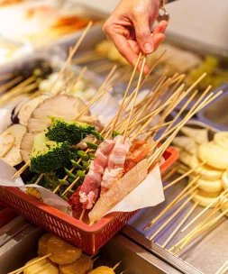 露露龍 LOK LOK LONG | Databook Malaysia