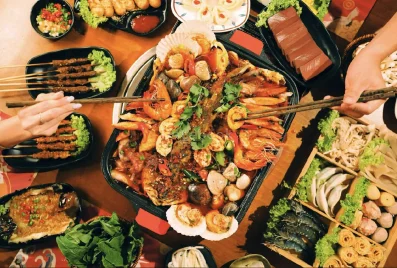 豪龙火锅 HaoLong Steamboat | Databook Malaysia