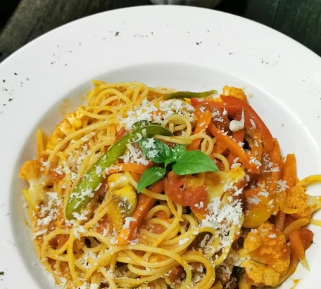 Bert's Garden | Databook Malaysia