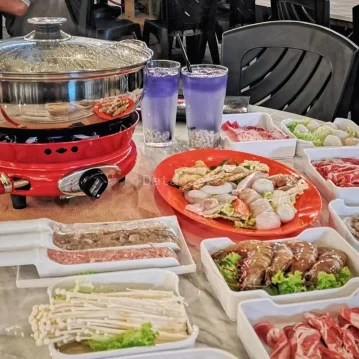 LaoJia Steamboat & BBQ 老家火锅与炭烤串串 | Databook Malaysia