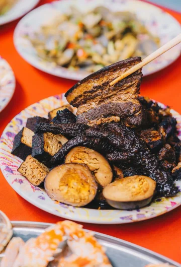 小霸王自助烧烤火锅 Little Boss BBQ Steamboat | Databook Malaysia