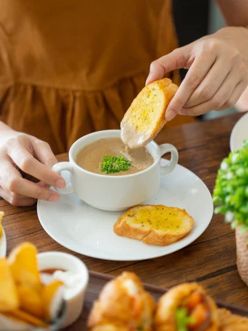 Café Kofuku & Art Studio | Databook Malaysia