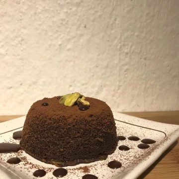 Kaki Lima | Databook Malaysia