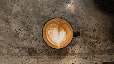 Kaki Lima | Databook Malaysia