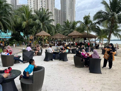 Marine Beach Bar | Databook Malaysia