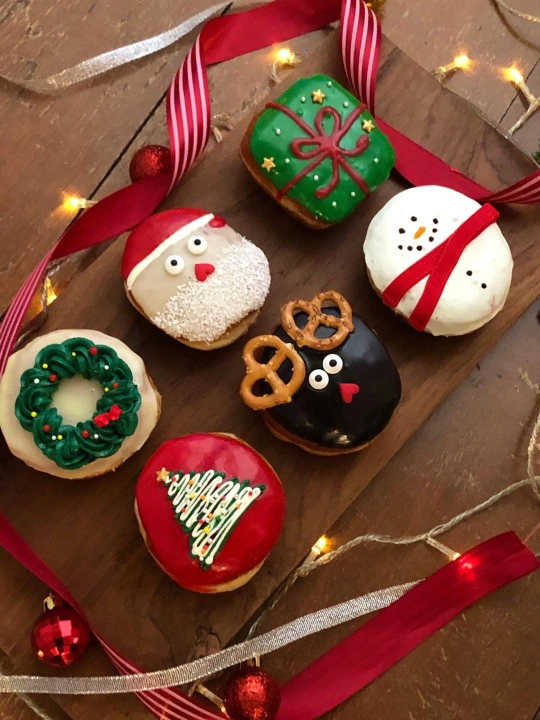 Sharing Plates | Databook Malaysia