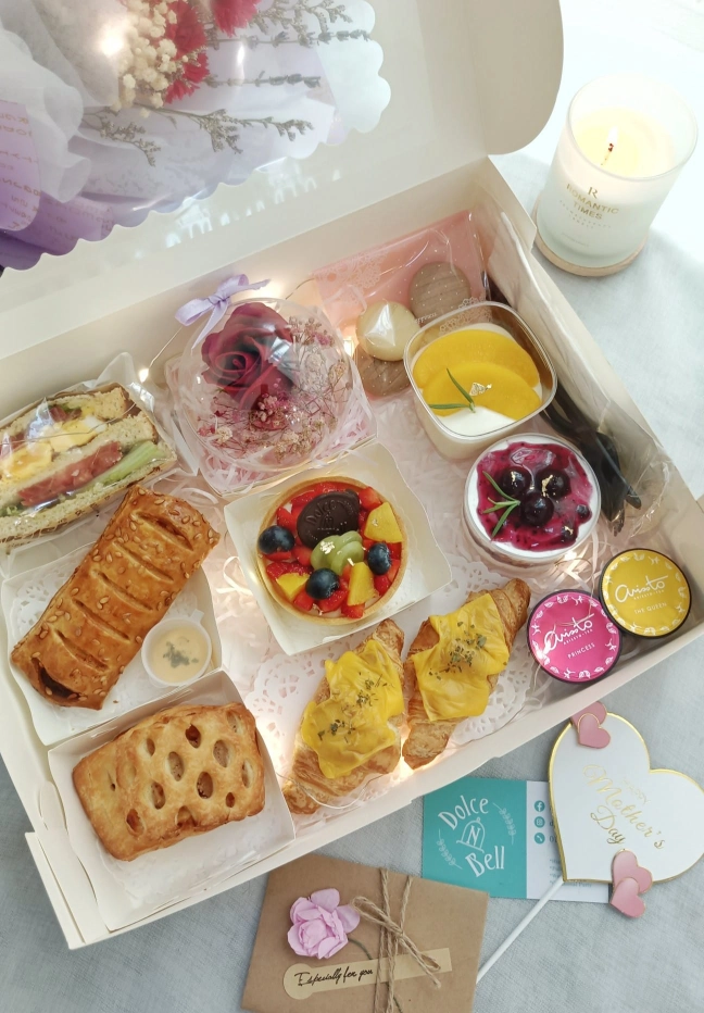 Dolce N Bell | Databook Malaysia