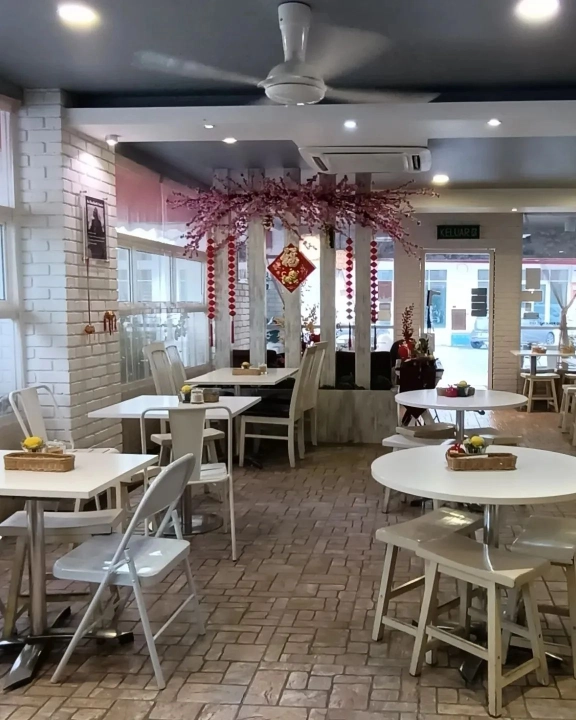 Eggxtra Cafe | Databook Malaysia