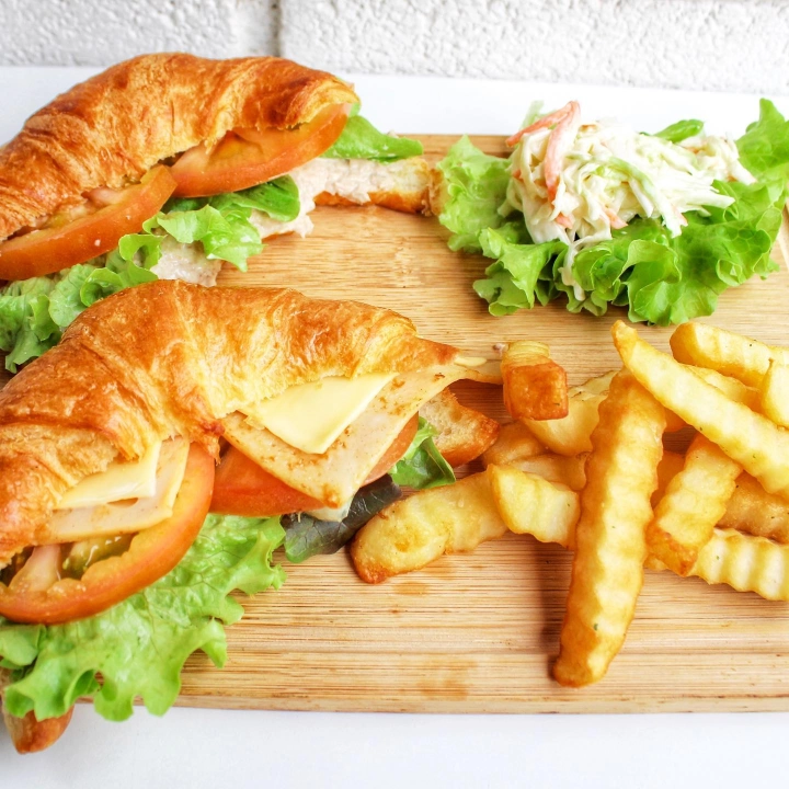 Eggxtra Cafe | Databook Malaysia