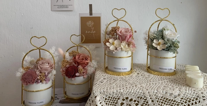 Freedom Floral | Databook Malaysia