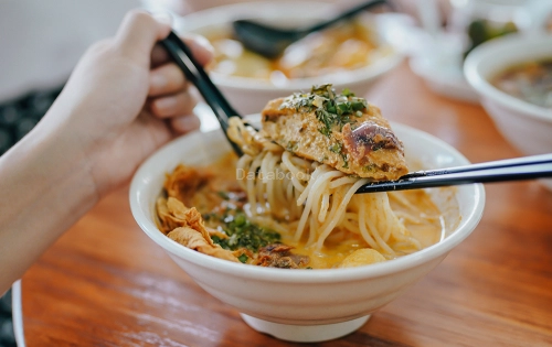 友水 Yew Swee Laksa - Permas Jaya | Databook Malaysia