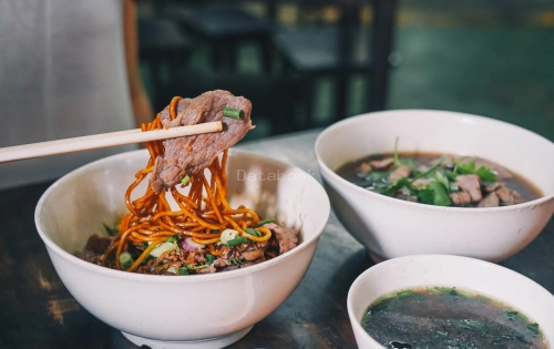 Triple K Cafe 牛肉面家 - Jalan Tan Hiok Nee | Databook Malaysia