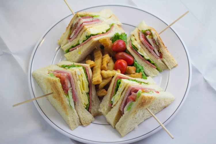 香港仔茶餐厅 Hongkong Style Cafe | Databook Malaysia