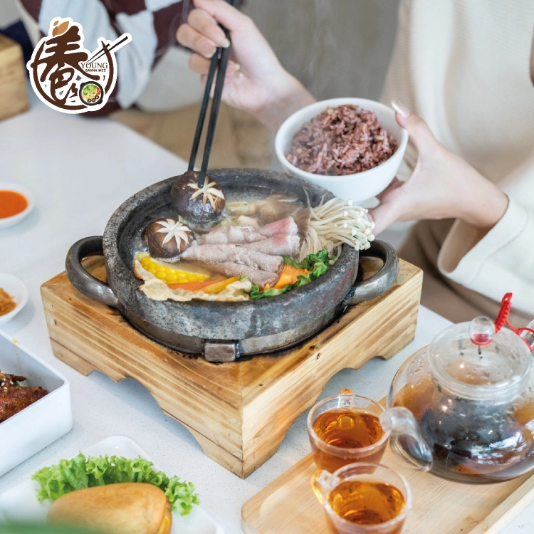 YOUNG Sanna Mee 養桑拿面 - Kulai | Databook Malaysia