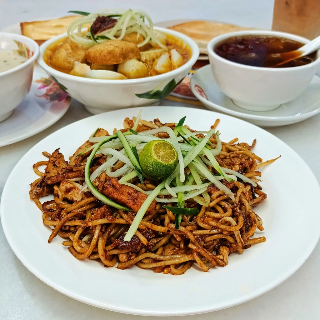 Fatty BomBom Kopitiam | Databook Malaysia