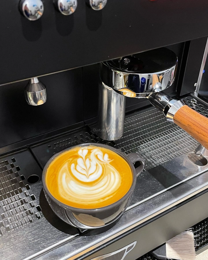 SOLO CAFE | Databook Malaysia