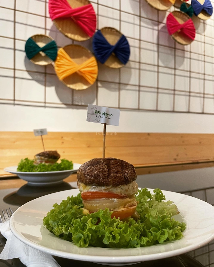 SOLO CAFE | Databook Malaysia