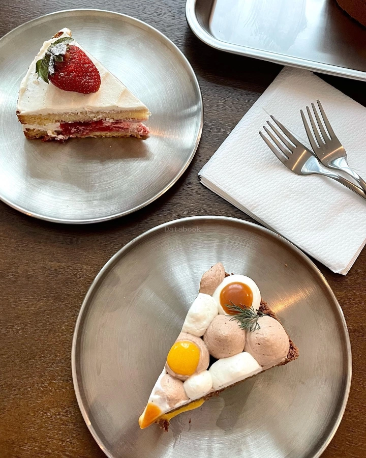 Le Maison Café | Databook Malaysia