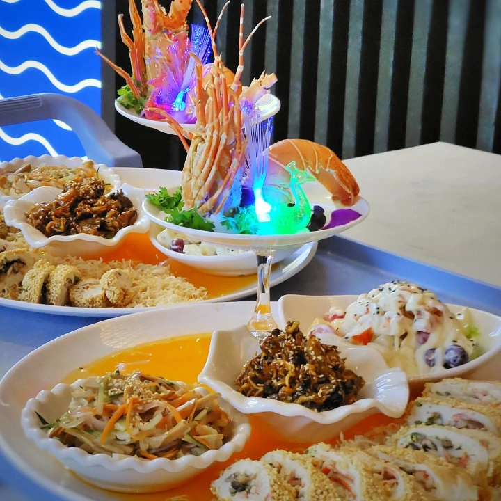 海霸王海鲜楼 Grand Seafood Senibong | Databook Malaysia