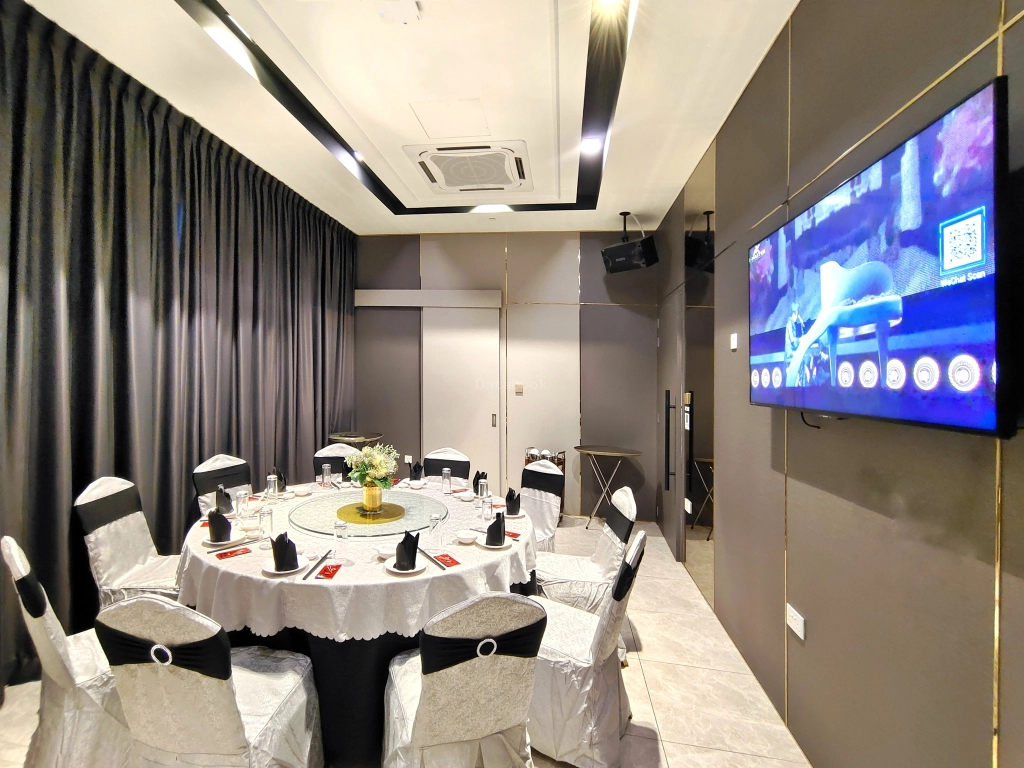 海霸王海鲜楼 Grand Seafood Senibong | Databook Malaysia