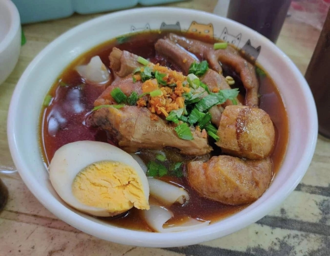 来吃坊美食中心 Lai Chi Fang Kopitiam | Databook Malaysia