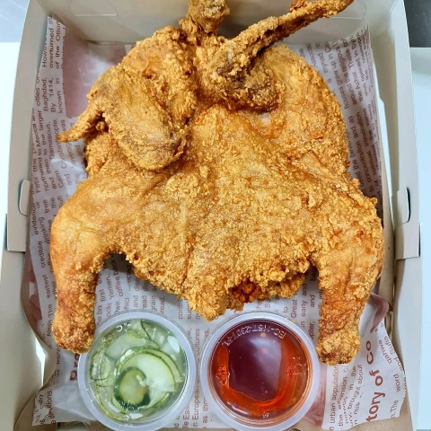 Masisseoyo Fried Chicken | Databook Malaysia