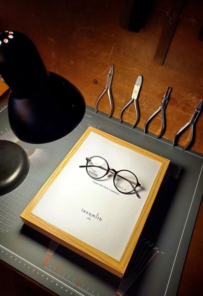 LenSmith &Coffee | Databook Malaysia