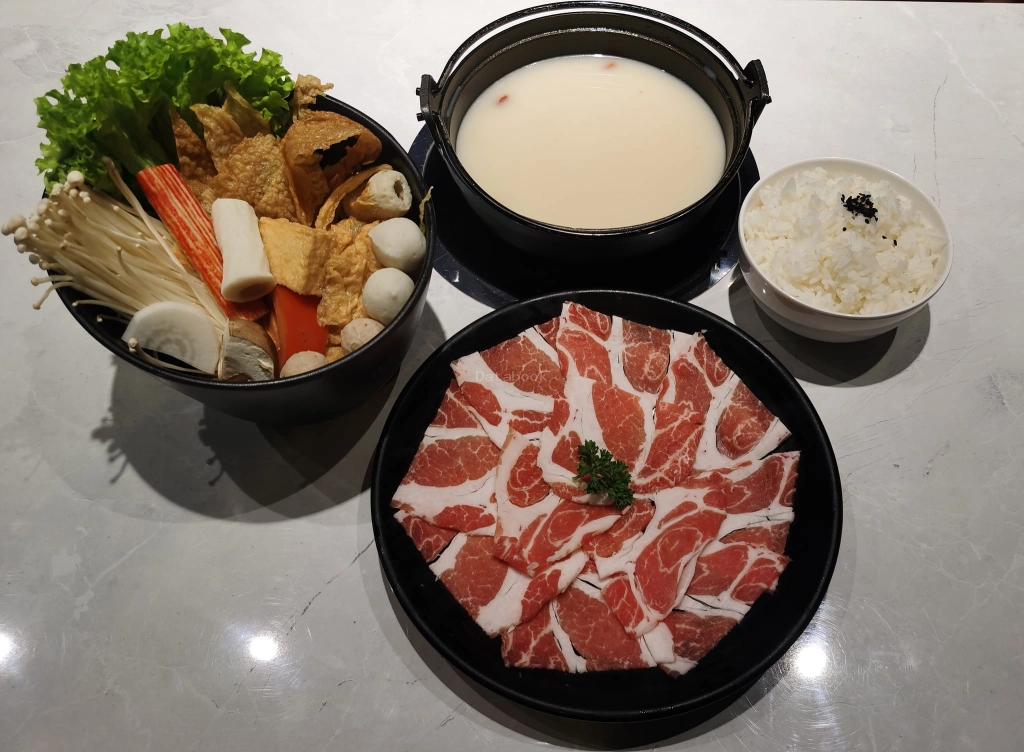 旺客石锅小火锅 Wangke Stone Hot Pot | Databook Malaysia