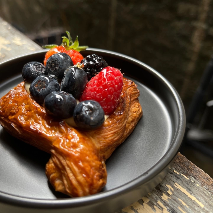 The Stolen Cup | Databook Malaysia