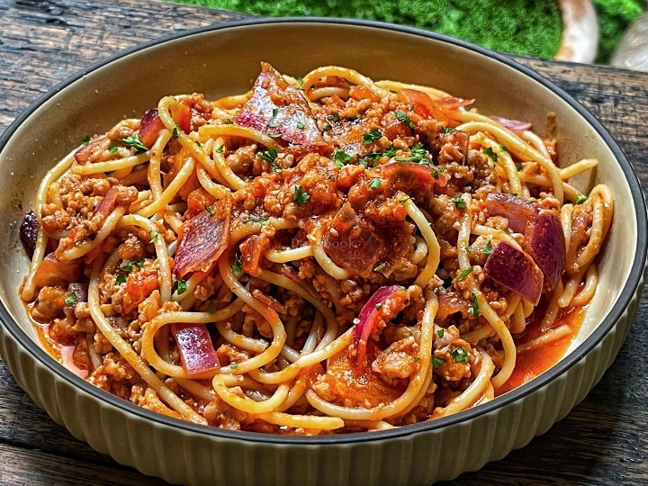 Locahouz | Databook Malaysia