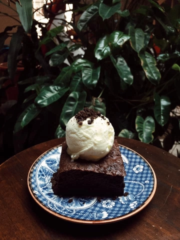 Alley No.5 五號 | Databook Malaysia