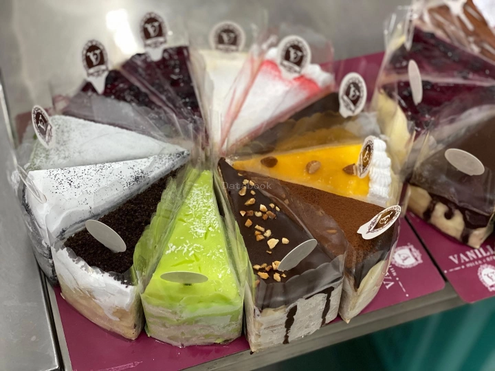 Vanilla Mille Crepe - Central i-City | Databook Malaysia