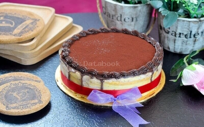 Vanilla Mille Crepe - Empire Subang | Databook Malaysia