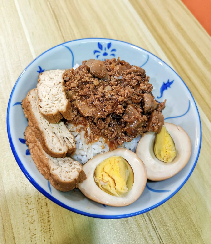 MR MEE SUA | Databook Malaysia