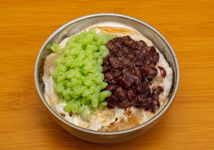 Grandma Nana | Databook Malaysia