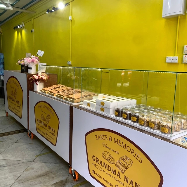 Grandma Nana | Databook Malaysia